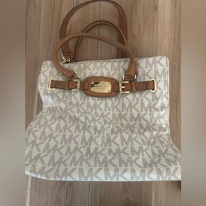 Michael Michael Kors Hamilton with Dust Bag
